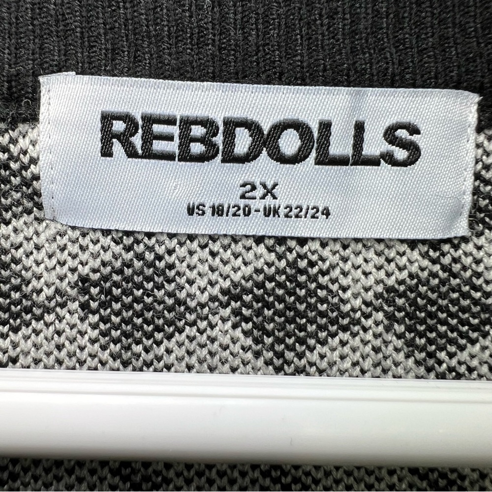 Rebdolls Black and White V-Neck Sweater - Picture 3 of 5